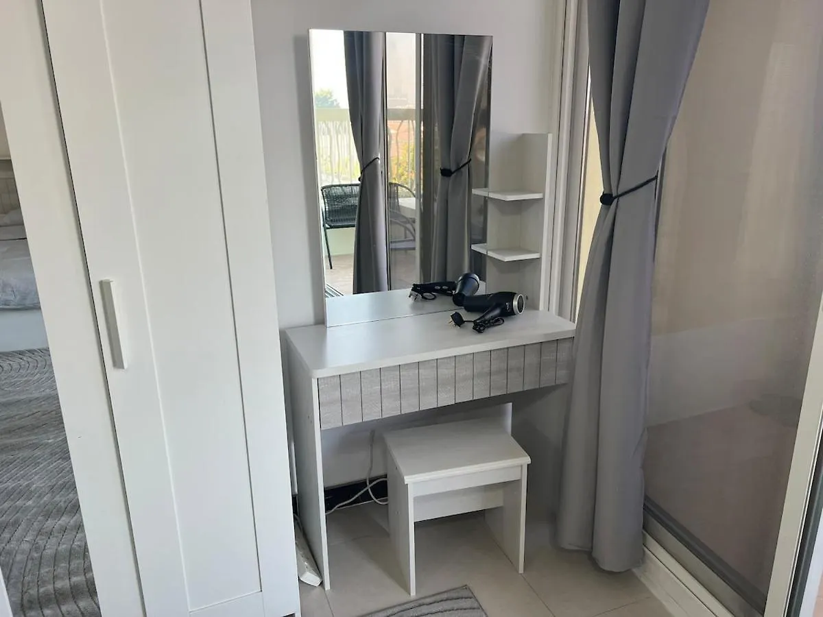 Spacious Studio Near Marina Dubai