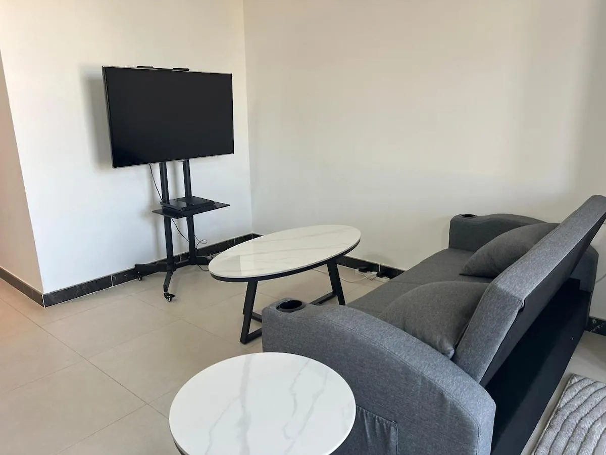 Apartment Spacious Studio Near Marina Dubai