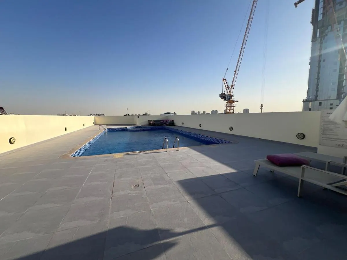 Spacious Studio Near Marina Dubai 0*,