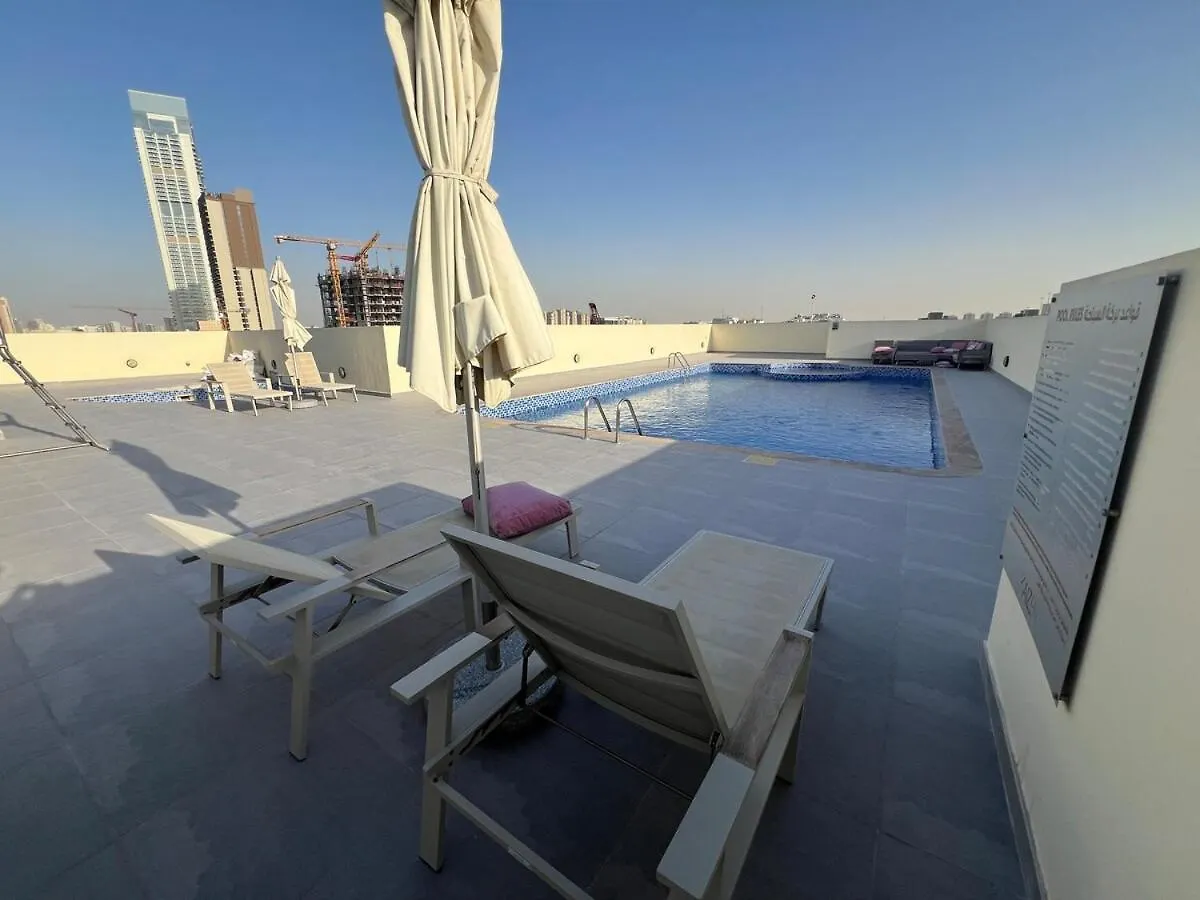 Spacious Studio Near Marina Dubai