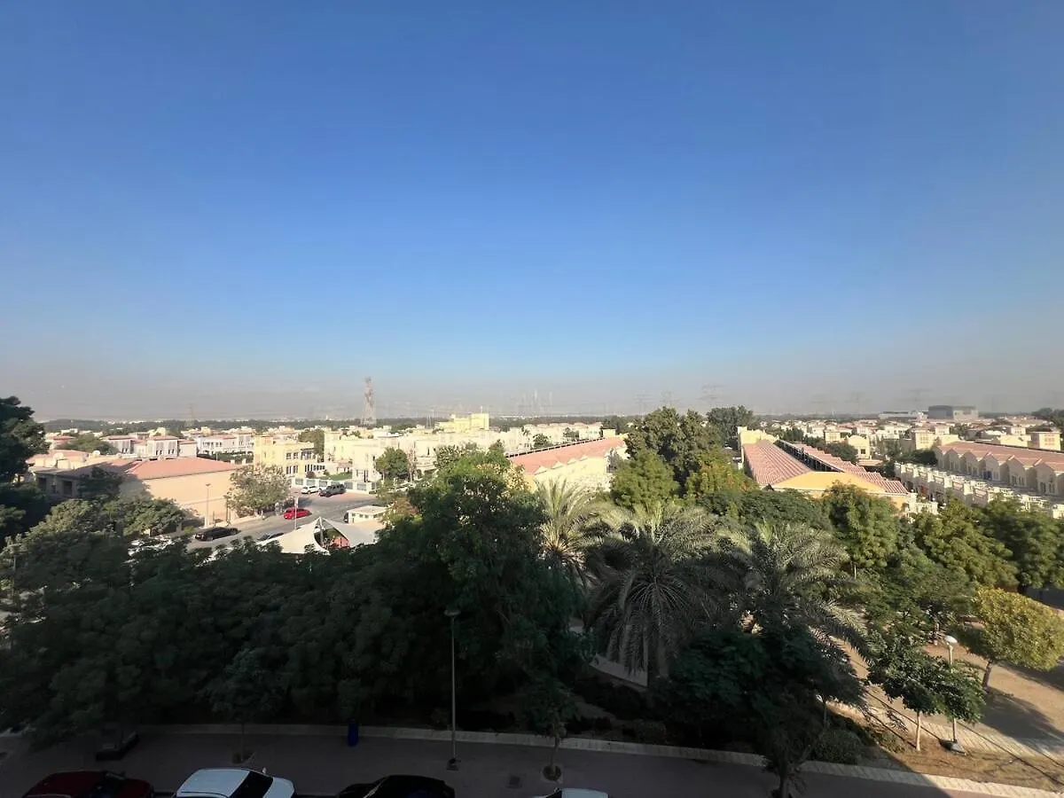 Spacious Studio Near Marina Dubai Apartment